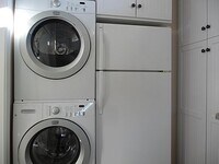 575 E 9th Ave photo'