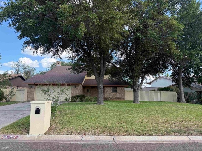 property at 901 Eden Ln