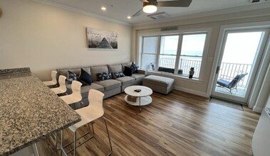 315 Ocean Blvd in Hampton, NH - Building Photo - Building Photo