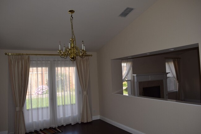 1667 Green Springs Ct in Tracy, CA - Building Photo - Building Photo