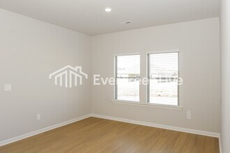 107 Ashby Pond Dr in Harvest, AL - Building Photo - Building Photo