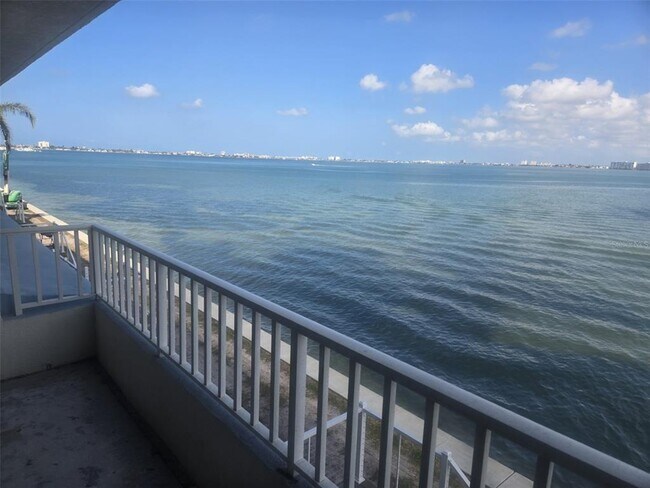 5153 Isla Key Blvd S in St. Petersburg, FL - Building Photo - Building Photo