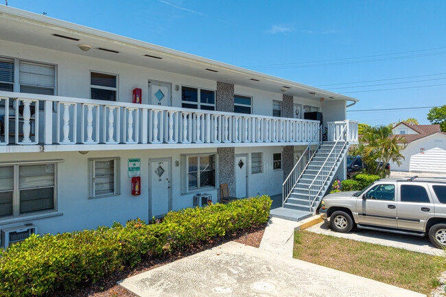 Townsite Apartments in Lake Worth Beach, FL - Building Photo - Building Photo