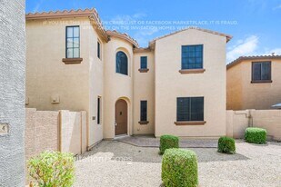 2370 W Sleepy Ranch Rd in Phoenix, AZ - Building Photo