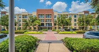 The Residences at Pearland Town Center Apa... in Pearland, TX - Building Photo - Building Photo