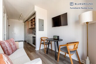 275 S 5th St in Brooklyn, NY - Building Photo - Building Photo