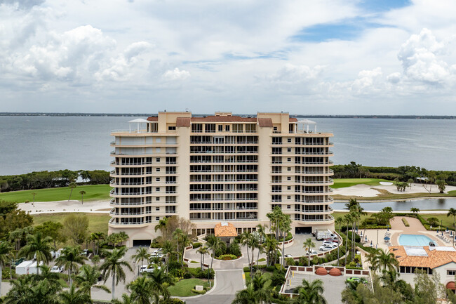 GRAND BAY I in Longboat Key, FL - Foto de edificio - Building Photo