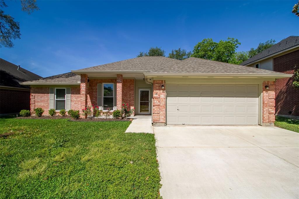 2918 Abbey Field Dr in Pearland, TX - Building Photo