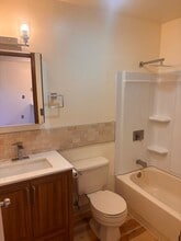 10260 Jamestown Dr in Anchorage, AK - Building Photo - Building Photo
