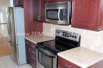 926 Quinnipiac Ave in New Haven, CT - Building Photo - Building Photo