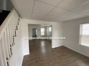 9-11 E Hodges Ave in Lawnside, NJ - Building Photo - Building Photo