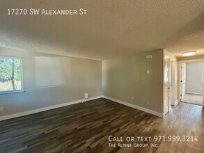 17270 SW Alexander St in Beaverton, OR - Building Photo - Building Photo
