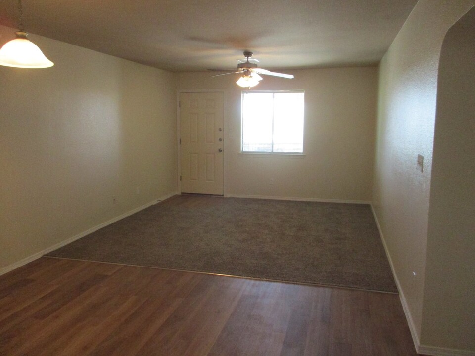 14313 Gil Reyes Dr in El Paso, TX - Building Photo