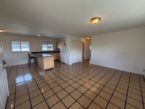 517 Kaulani Way in Kailua, HI - Building Photo - Building Photo