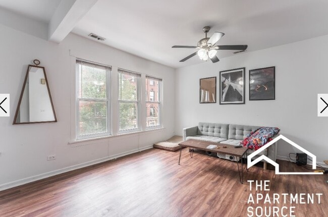 property at 2616 N Marshfield Ave