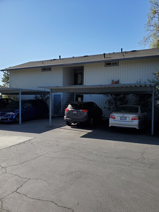 7520 Bridgit Dr, Unit D in Rohnert Park, CA - Building Photo