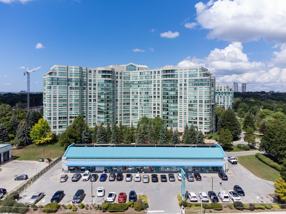 The Landmark of Thornhill in Markham, ON - Building Photo