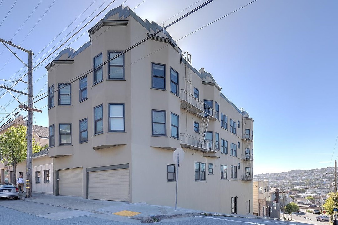 201 Roanoke St in San Francisco, CA - Building Photo