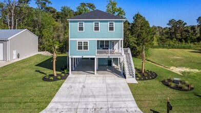 13160 Ocean Hwy in Pawleys Island, SC - Building Photo - Building Photo
