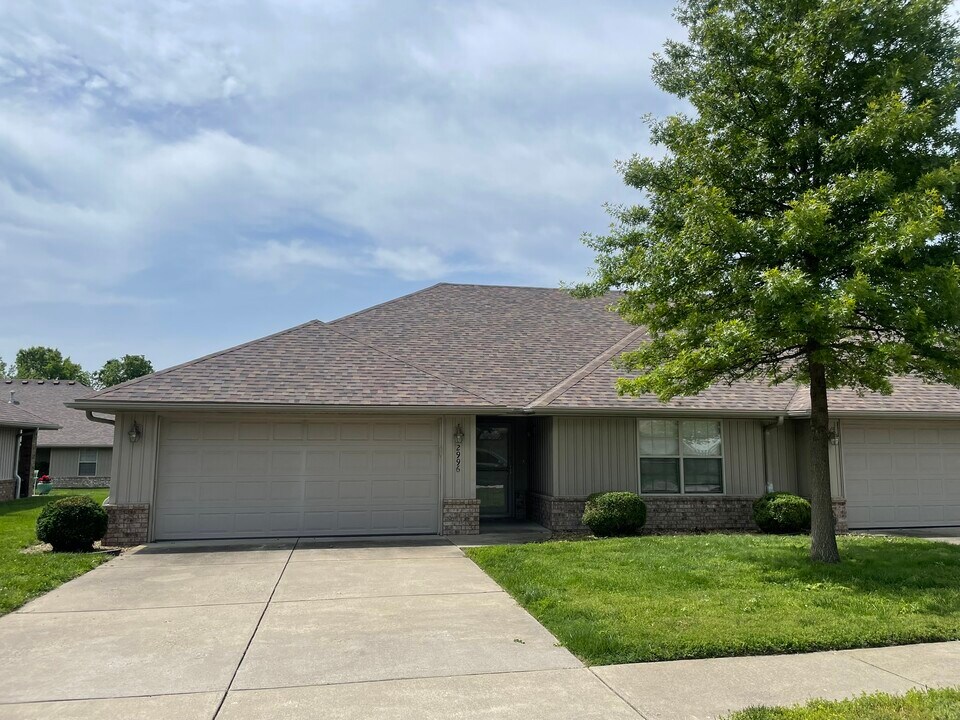 2984 W Swallow St, Unit 2986 W. Swallow in Springfield, MO - Building Photo