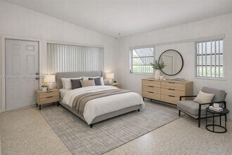 11820 SW 69th Ct in Miami, FL - Building Photo - Building Photo