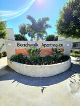 Beach Walk Apartments in Huntington Beach, CA - Building Photo - Building Photo