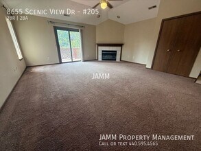 8655 Scenicview Dr in Broadview Heights, OH - Building Photo - Building Photo