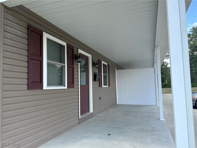 84 Pine St in Dover, OH - Building Photo - Building Photo
