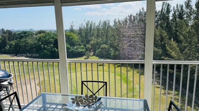 property at 3150 N Palm Aire Dr