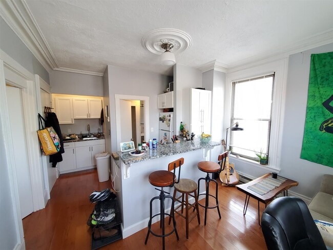 324 Somerville Ave, Unit 21, Unit 21