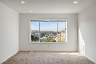 7133 Geary Blvd in San Francisco, CA - Building Photo - Building Photo