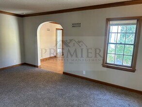 6328 College Ave in Kansas City, MO - Building Photo - Building Photo