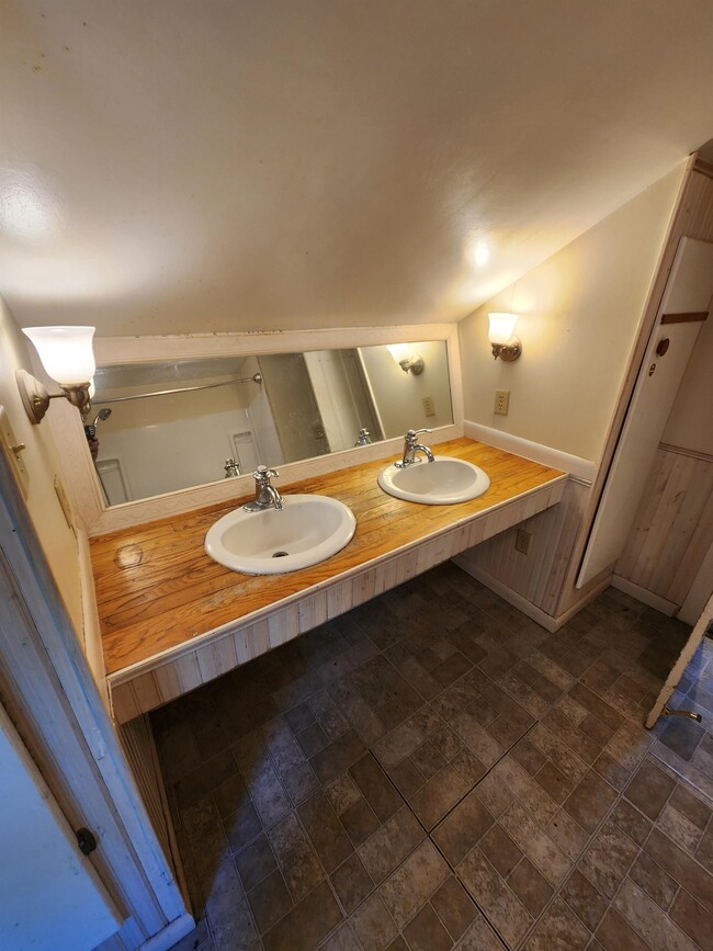 1434 Indiana Ave in Sheboygan, WI - Building Photo - Building Photo