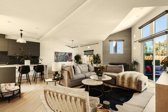 610 9th St in Hermosa Beach, CA - Building Photo - Building Photo