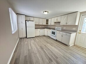 22700 Socia St in St. Clair Shores, MI - Building Photo - Building Photo