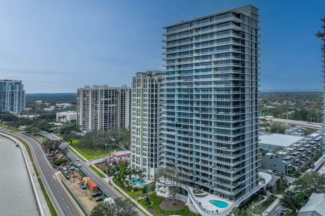 Ritz Carlton Residences Tampa in Tampa, FL - Building Photo