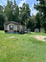 2930 Pinecrest Dr in Fayetteville, NC - Building Photo