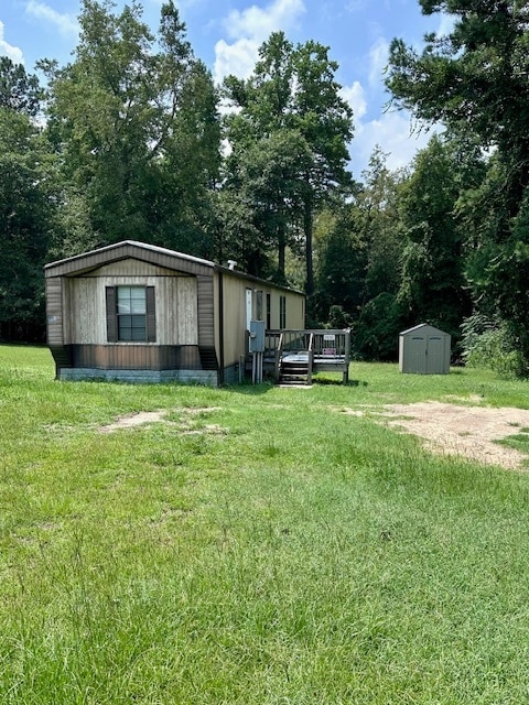 property at 2930 Pinecrest Dr