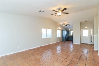 1805 W Curry Dr in Chandler, AZ - Building Photo - Building Photo