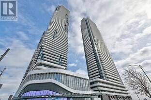 225 Commerce St in Vaughan, ON - Building Photo