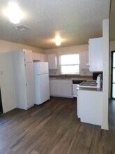 7800 Brodie Ln-Unit -7800-A BRODIE LN in Austin, TX - Building Photo - Building Photo