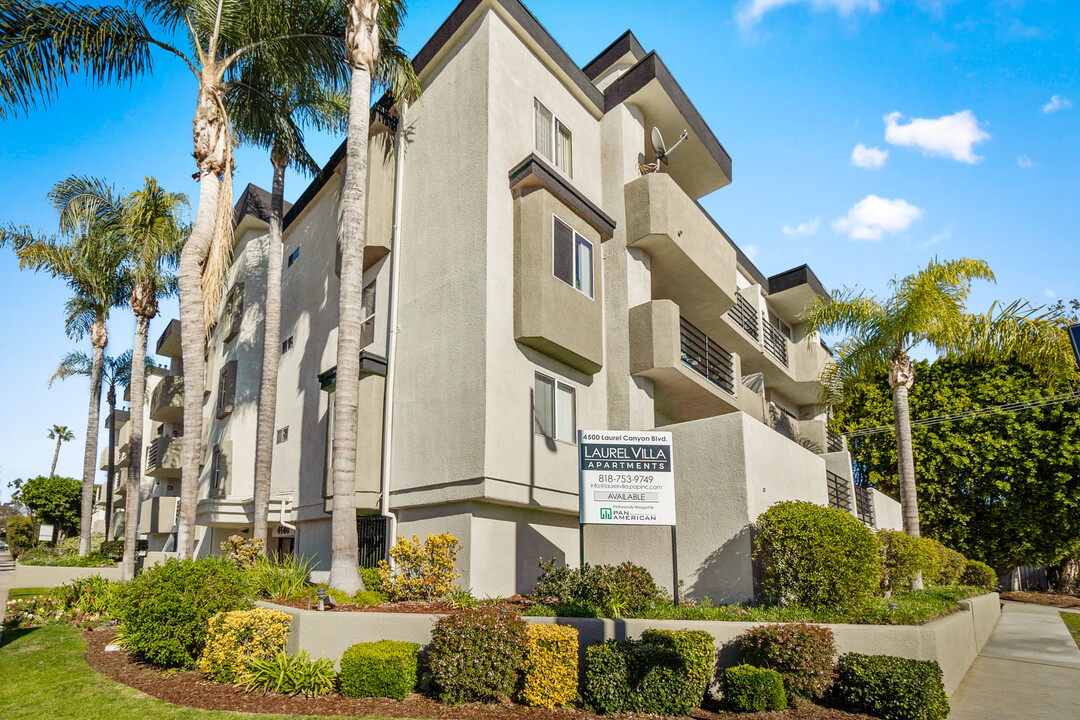 Laurel Villa in Valley Village, CA - Building Photo