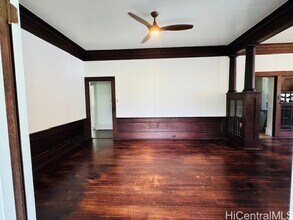 2701 Aolani Pl in Honolulu, HI - Building Photo - Building Photo