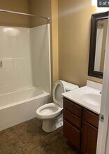 2407 Putnam St in Terre Haute, IN - Building Photo - Building Photo