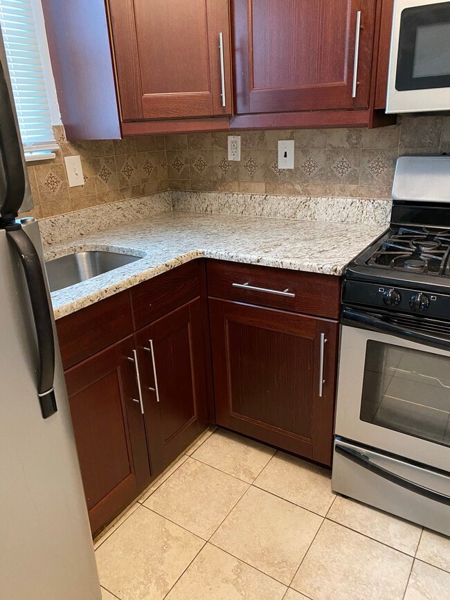 property at 4014 W Ford Rd