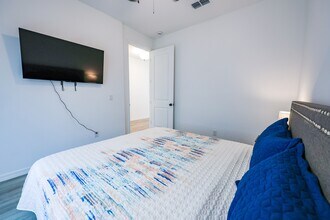 2318 Lancashire St in Davenport, FL - Building Photo - Building Photo