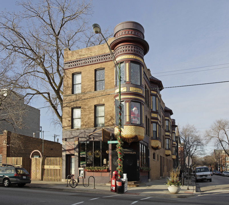 3258 N Sheffield Ave in Chicago, IL - Building Photo