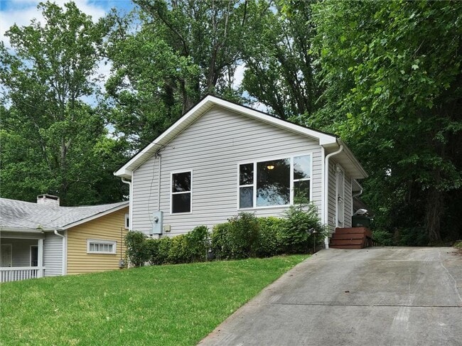 property at 1625 Orlando St SW