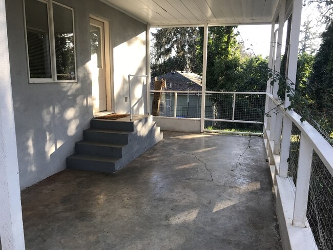 360 Bradley Dr SE in Salem, OR - Building Photo - Building Photo
