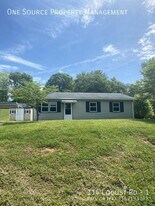 114 Locust Rd in King, NC - Building Photo